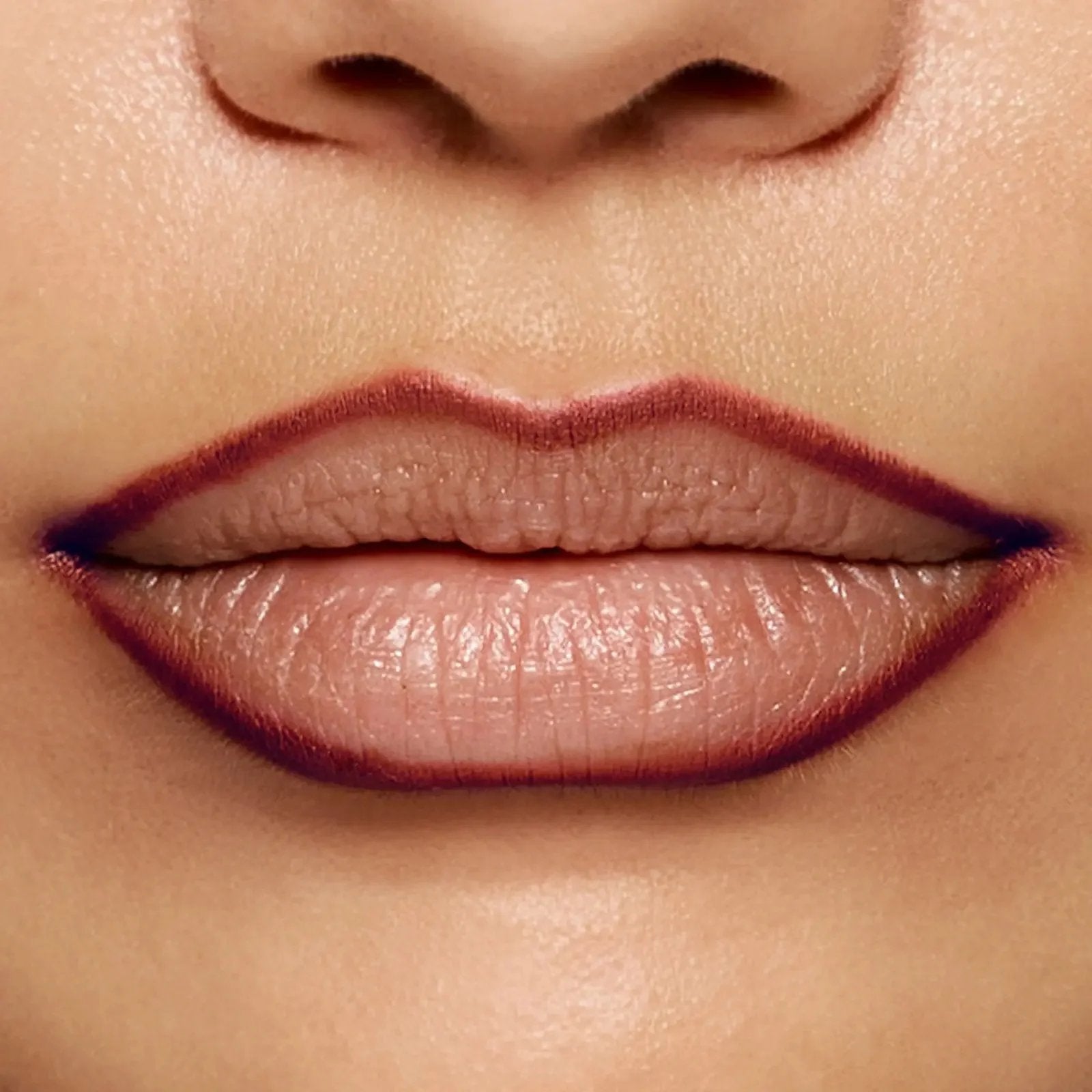 📦📦ACHANDISE Glide Lip Liner — Creamy, Blendable Color with Smooth Application