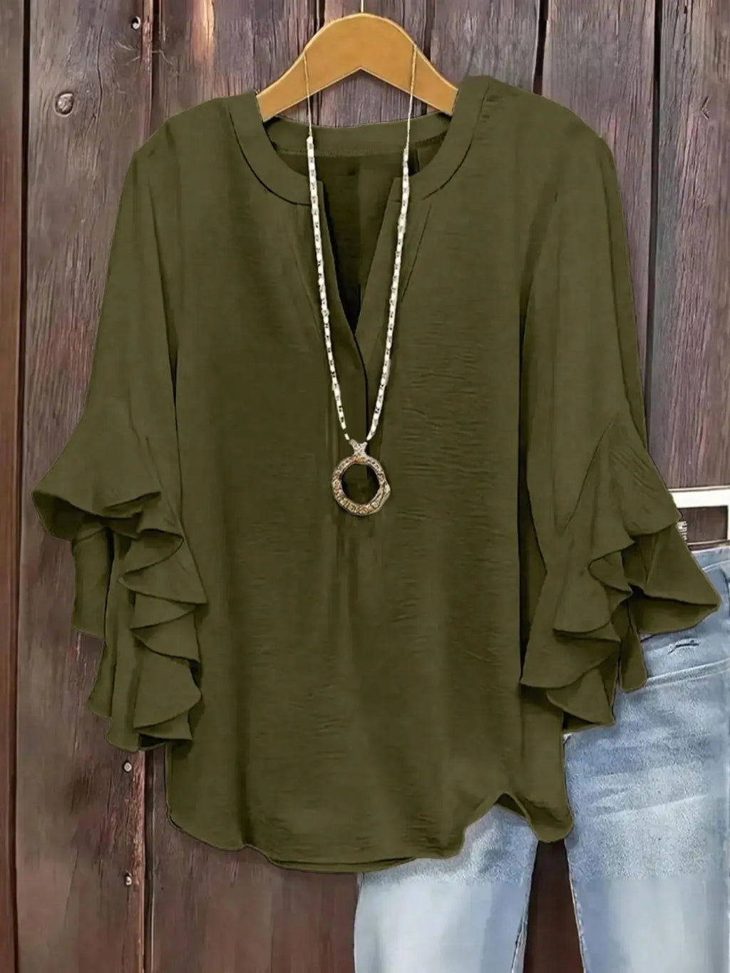 💝💝Women's plus size shirt with puff sleeves and a V-neck, elegant floral pattern, comfortable and stylish, perfect for everyday wear