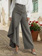 Plus Size Friendly Women's High-waisted Relaxed Fit Wide-leg Jeans With A Stylish Design.