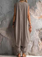 Retro-resort Style Two-piece Set Featuring A Sleeveless Top And High-waisted, Wide-leg, Cuffed-hem Trousers With 3d Side Pockets